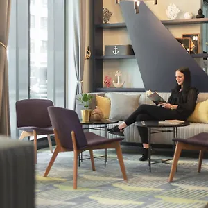 - The Niu, Yen By Ihg Hotel Hamburg